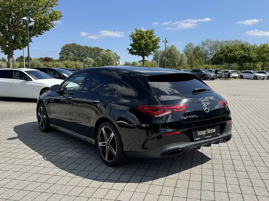 Mercedes-Benz CLA 250 AMG Line Edition - Thumbnail 5