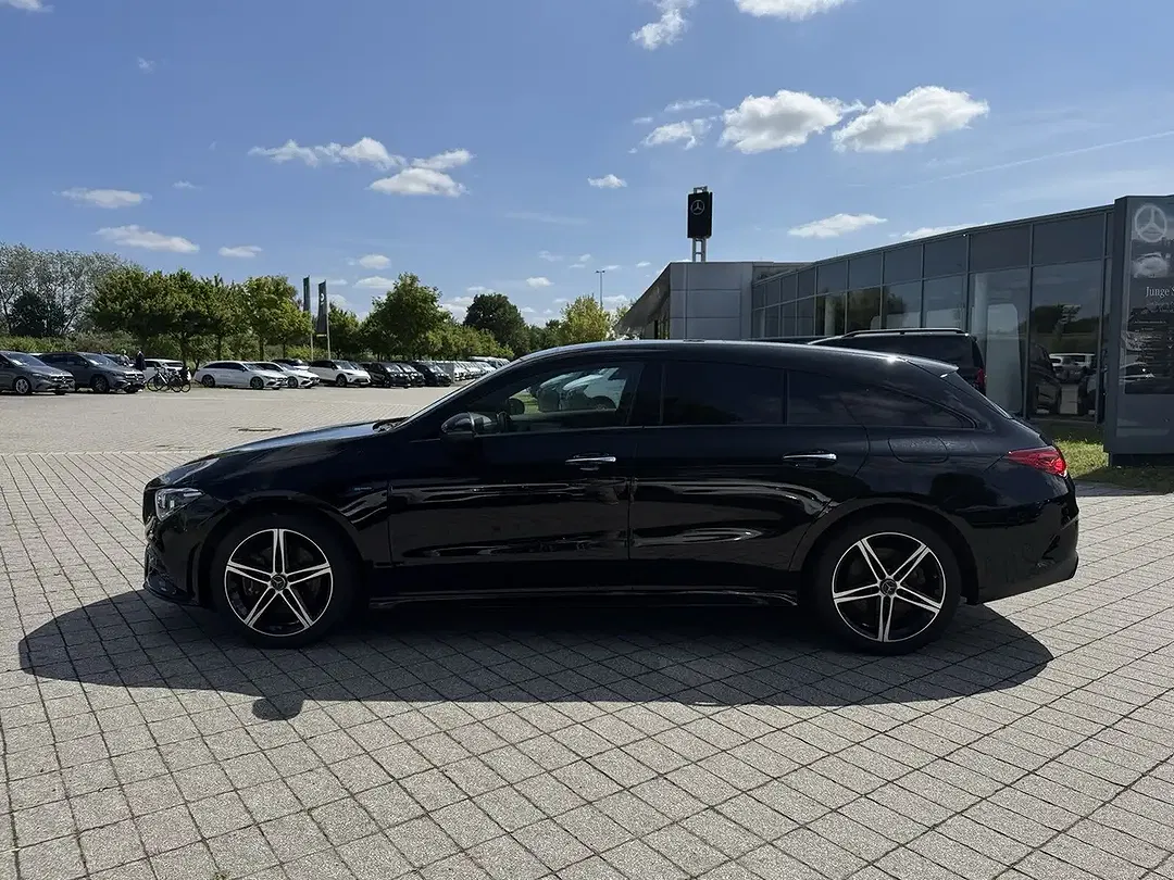 Mercedes-Benz CLA 250 AMG Line Edition - Thumbnail 6