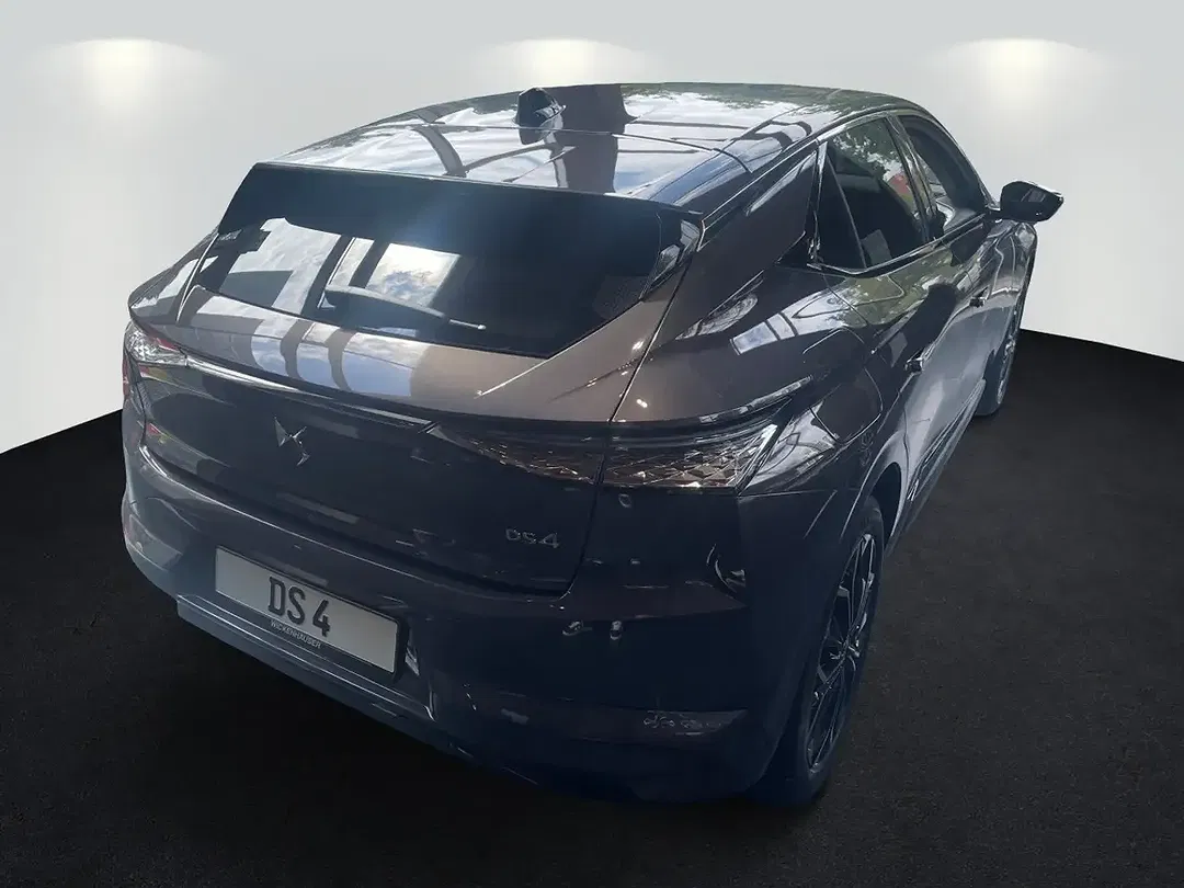 DS Automobiles DS 4 - Thumbnail 4