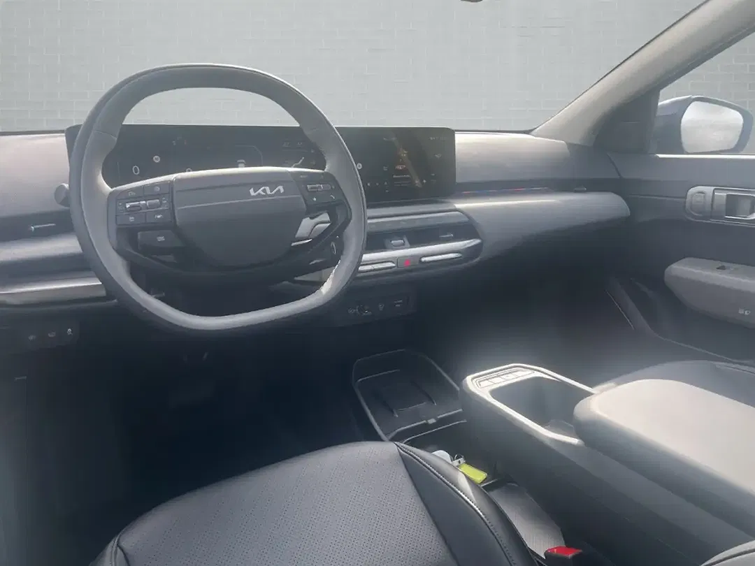 Kia EV4 Earth - Thumbnail 10