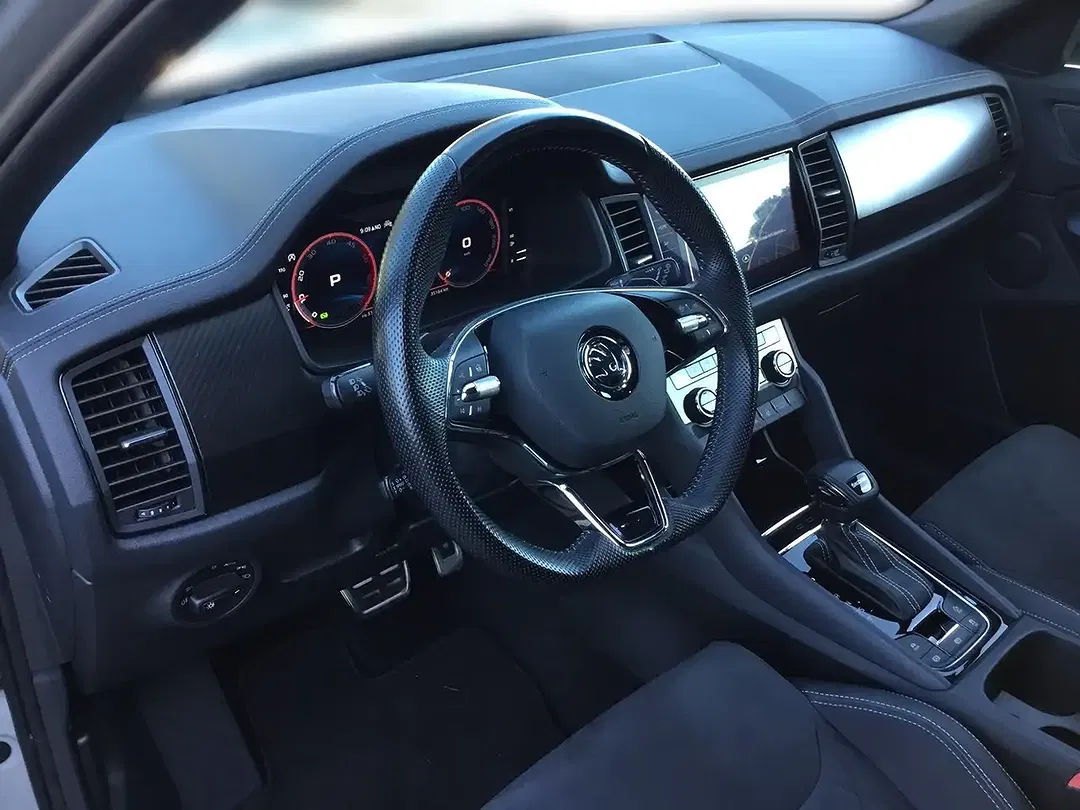 Skoda Kodiaq 2.0 TDI DSG 4x4 Sportline - Thumbnail 8