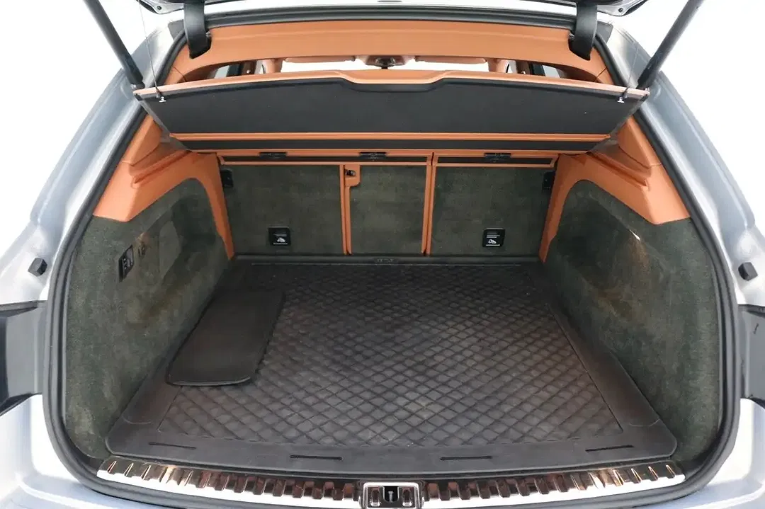 Bentley Bentayga Hybrid 4WD - foto 15