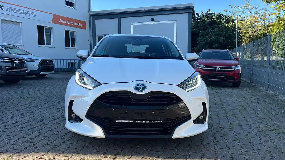 Toyota Yaris Hybrid Team Deutschland - Afbeelding 1