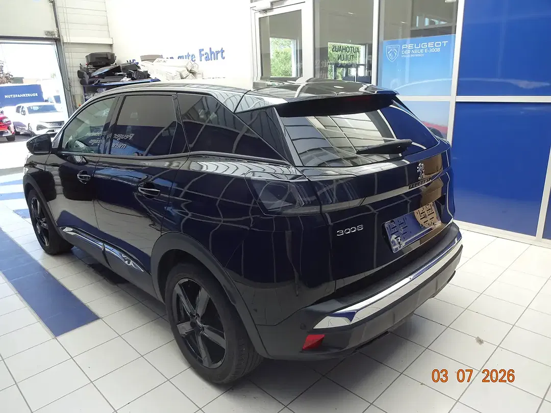 Peugeot 3008 130 PureTech EAT8 Allure - Thumbnail 4