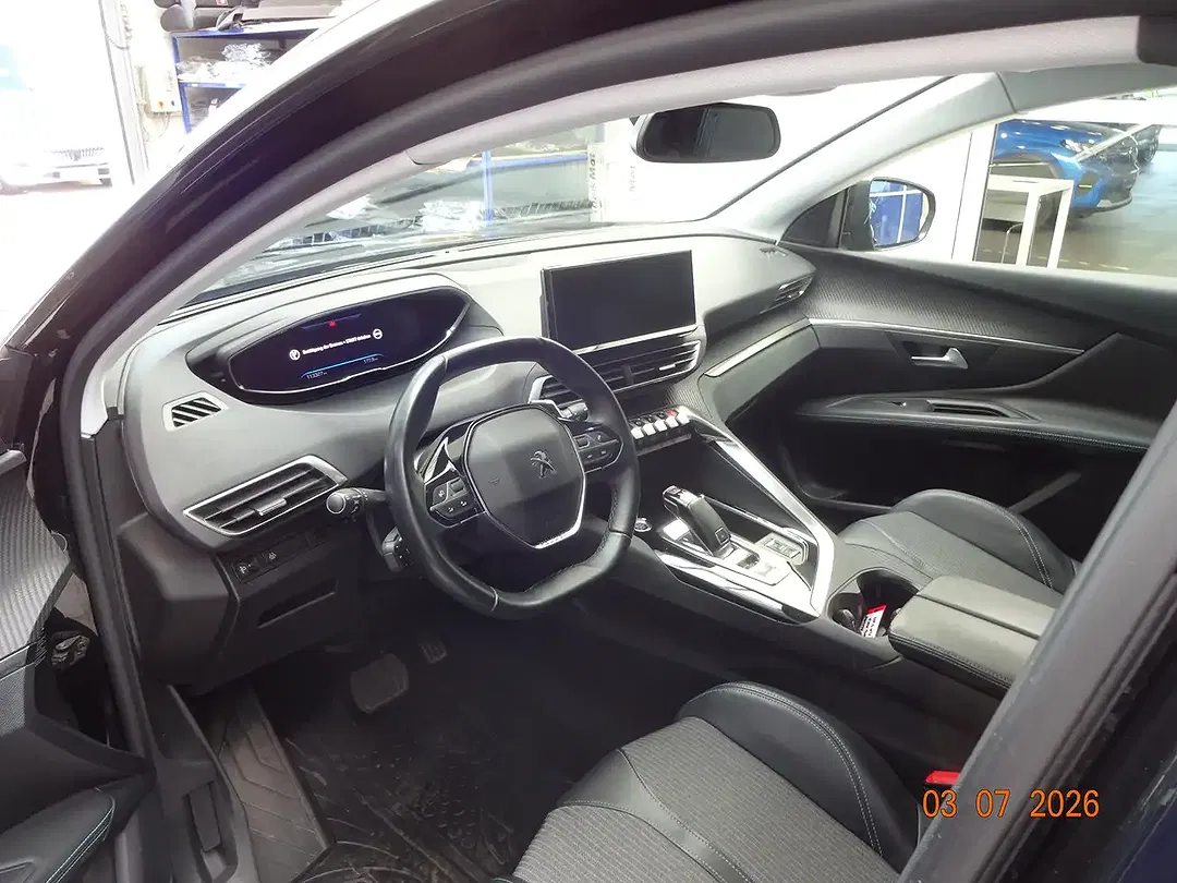 Peugeot 3008 130 PureTech EAT8 Allure - Thumbnail 8