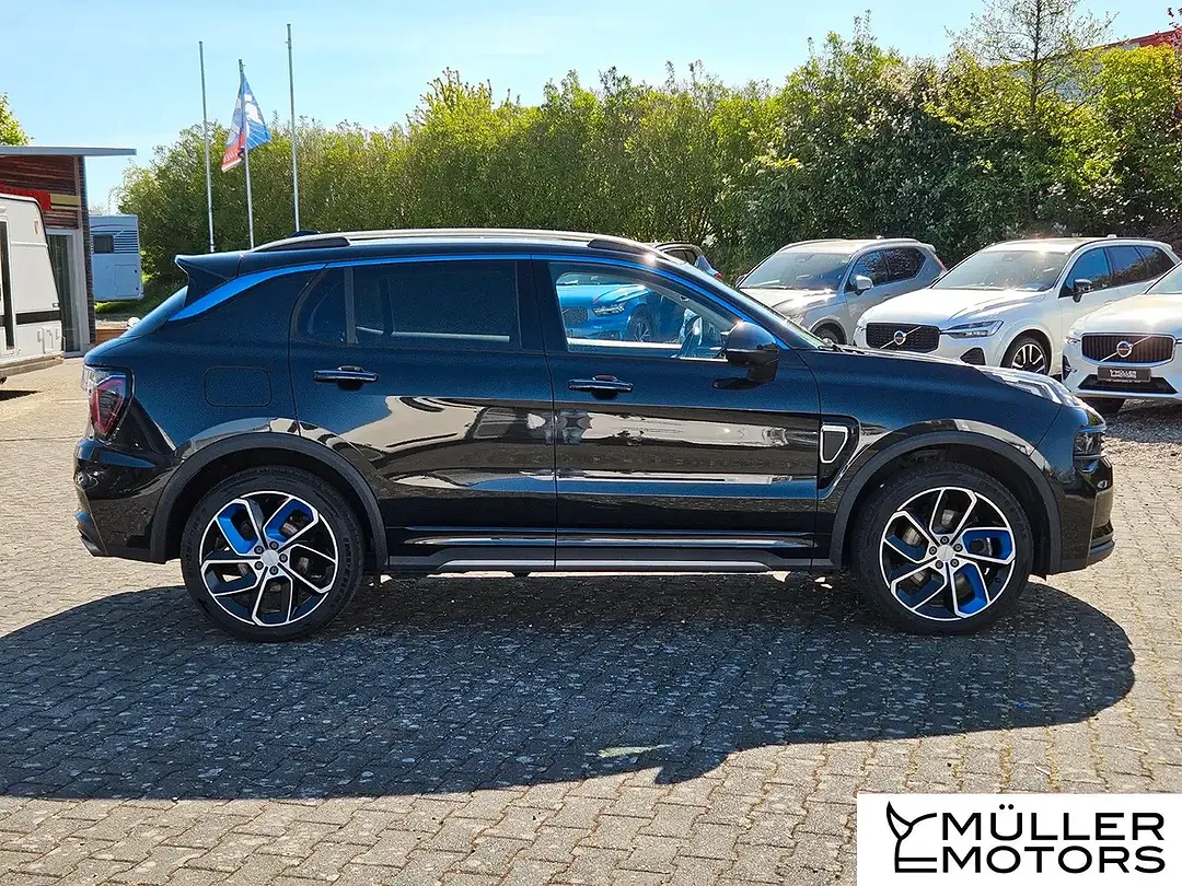 Lynk & Co 01 - Thumbnail 8