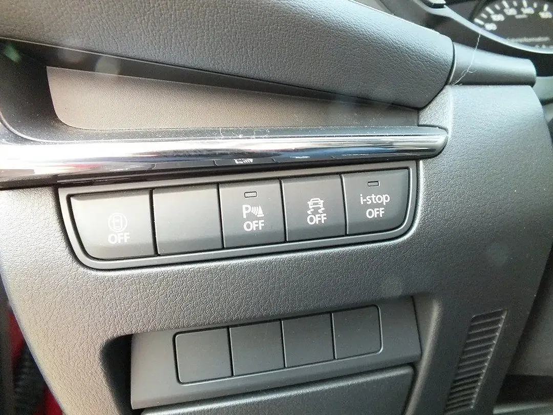 Mazda 3 2.0 SKYACTIV-G Hybrid Selection - Thumbnail 12