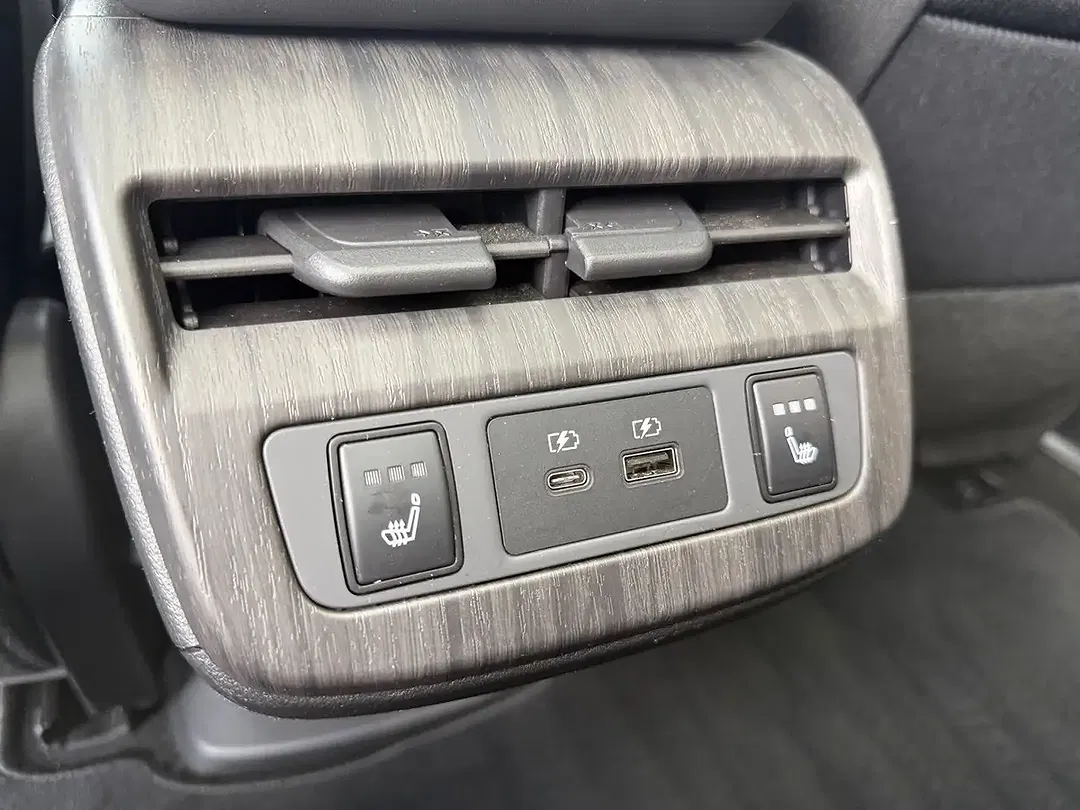 Nissan Ariya Evolve - foto 15