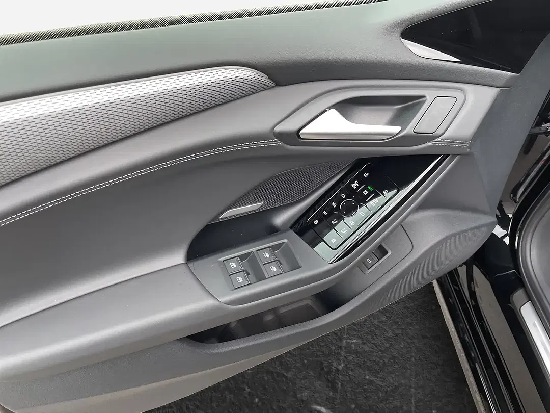 Audi A6 e-tron performance Avant S line - Thumbnail 5