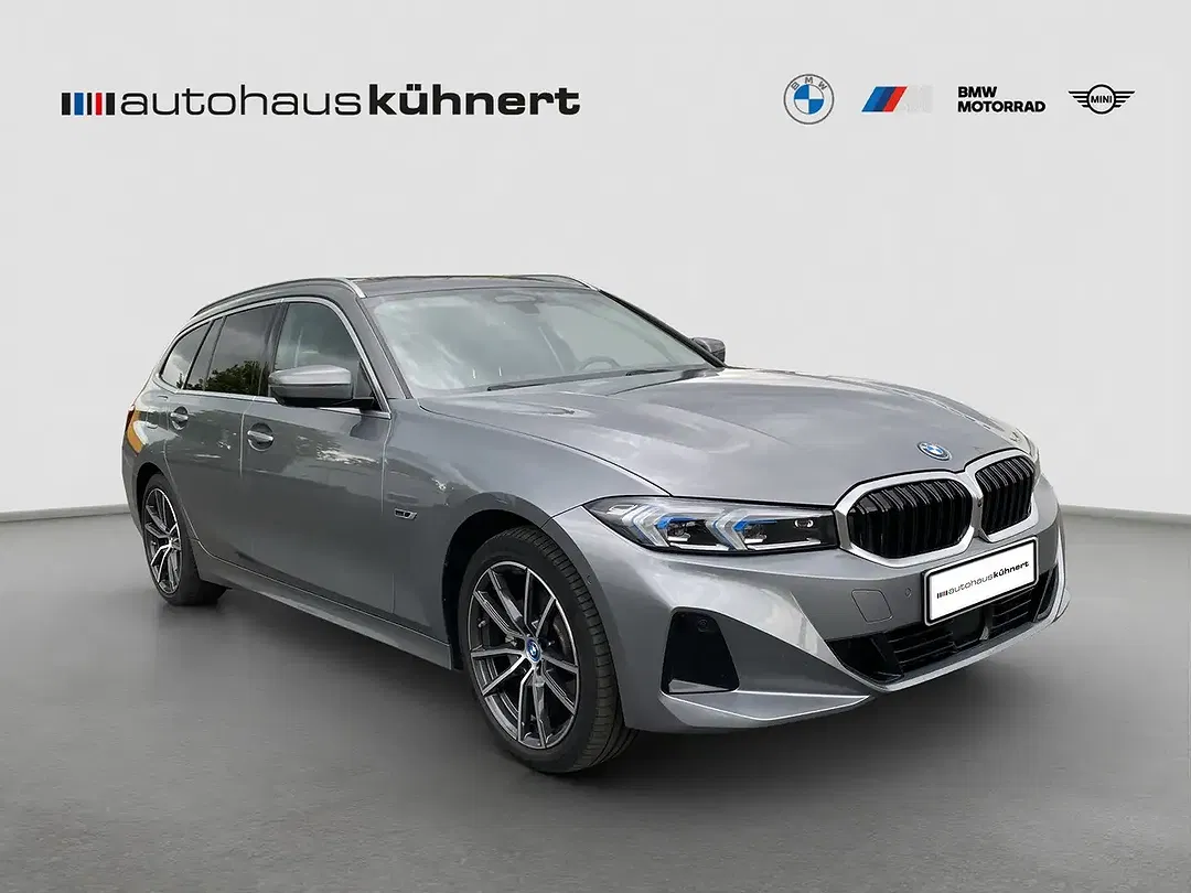 BMW 330 Touring - Thumbnail 8