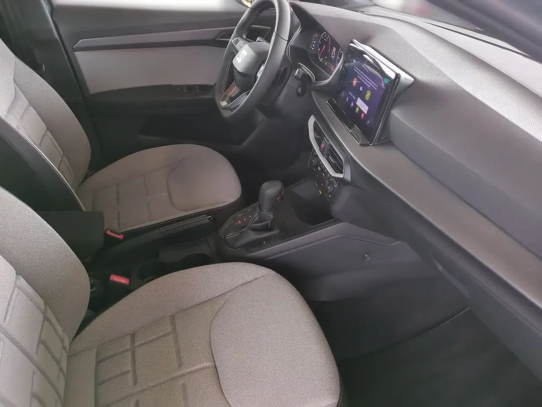 SEAT Ibiza 1.0 TSI DSG AUT FR - Thumbnail 14