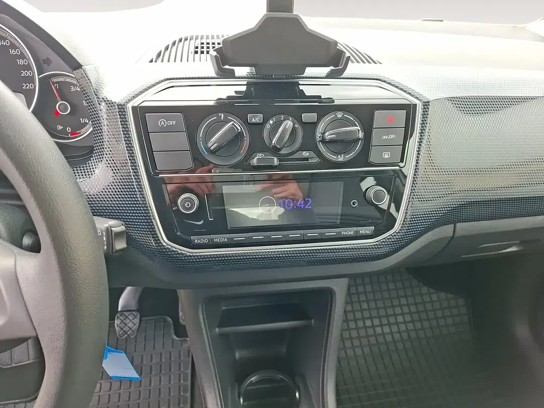 Volkswagen up! 1.0 - Thumbnail 13
