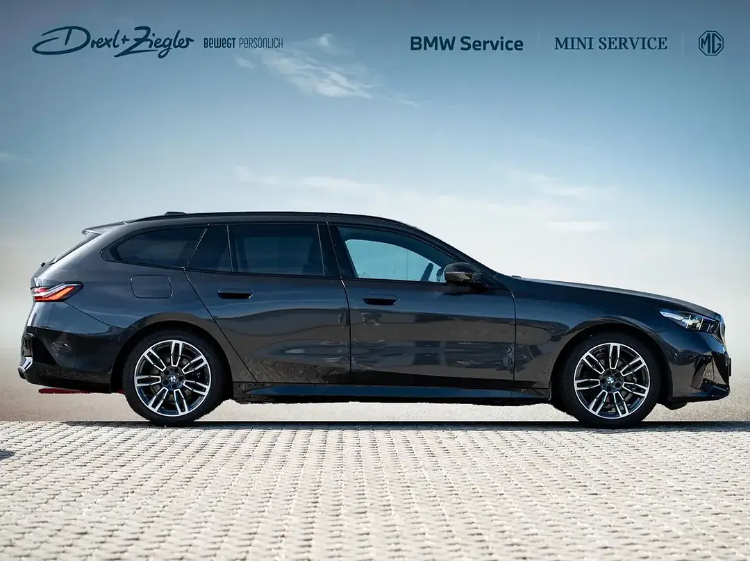 BMW 520 xDrive Touring M Sport - Thumbnail 3
