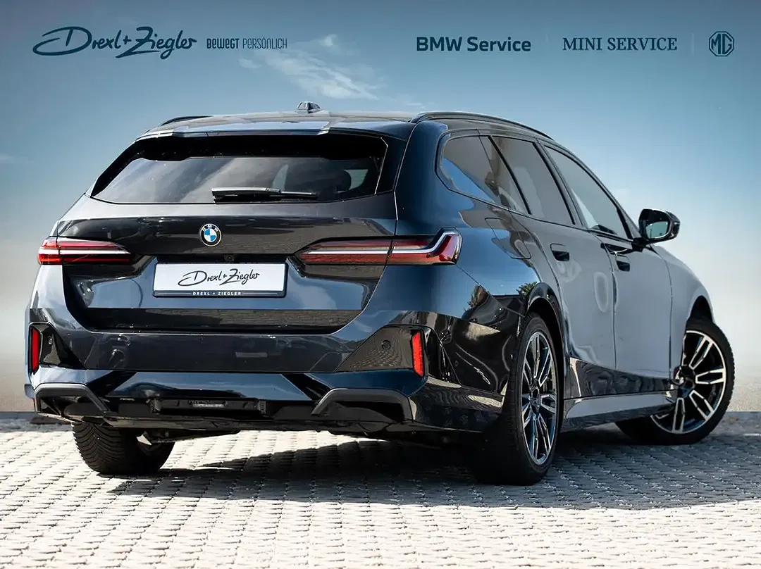 BMW 520 xDrive Touring M Sport - Thumbnail 4