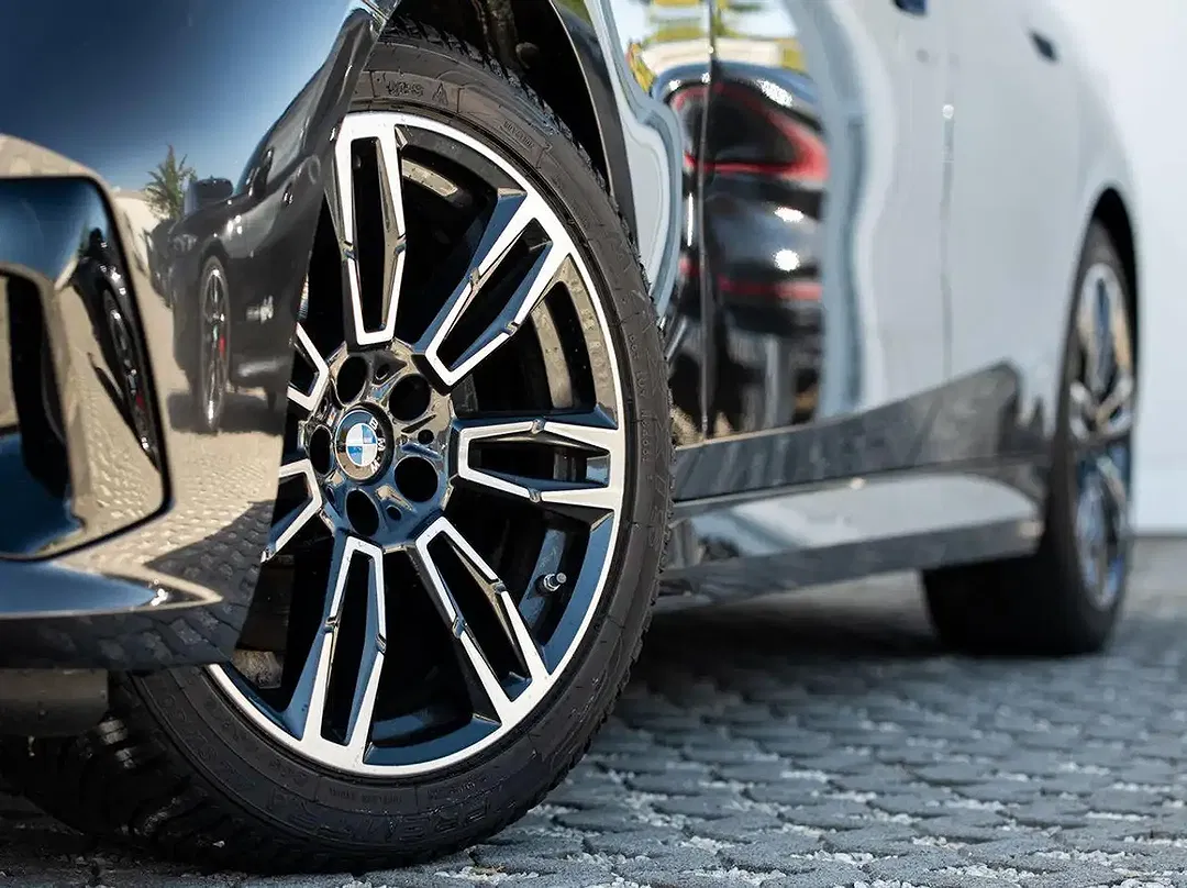 BMW 520 xDrive Touring M Sport - Thumbnail 6
