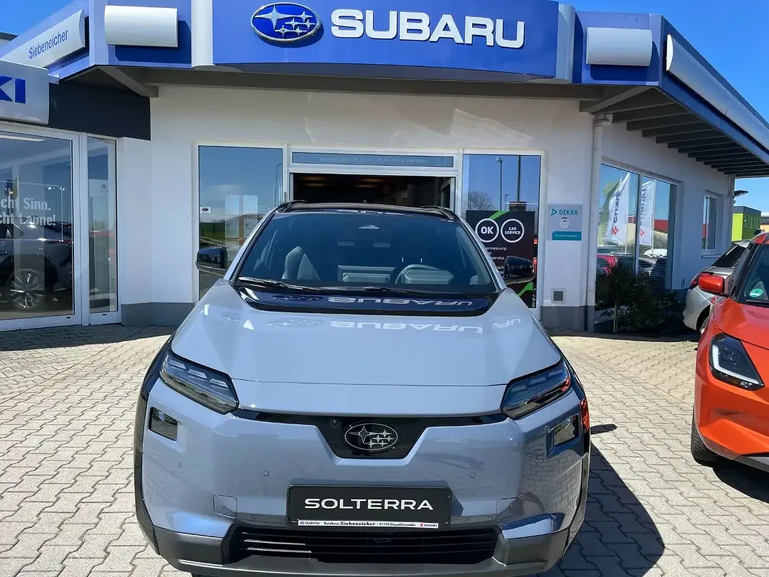 Subaru Solterra Platinum - Thumbnail 6