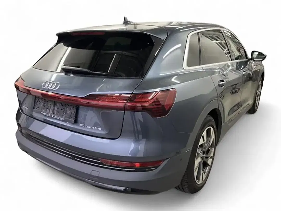 Audi e-tron 50 quattro S line - Thumbnail 3