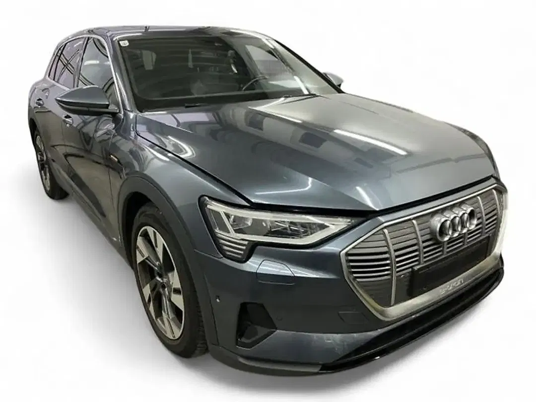 Audi e-tron 50 quattro S line - Thumbnail 6