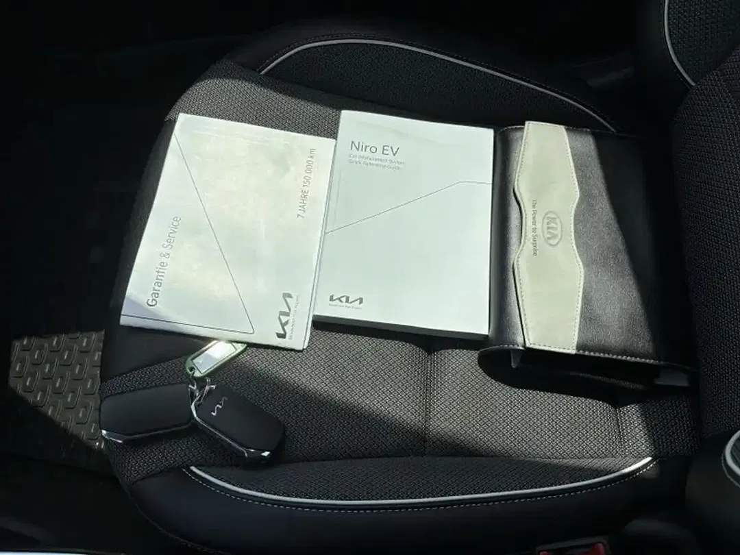 Kia e-Niro 64 kWh EV - Thumbnail 10