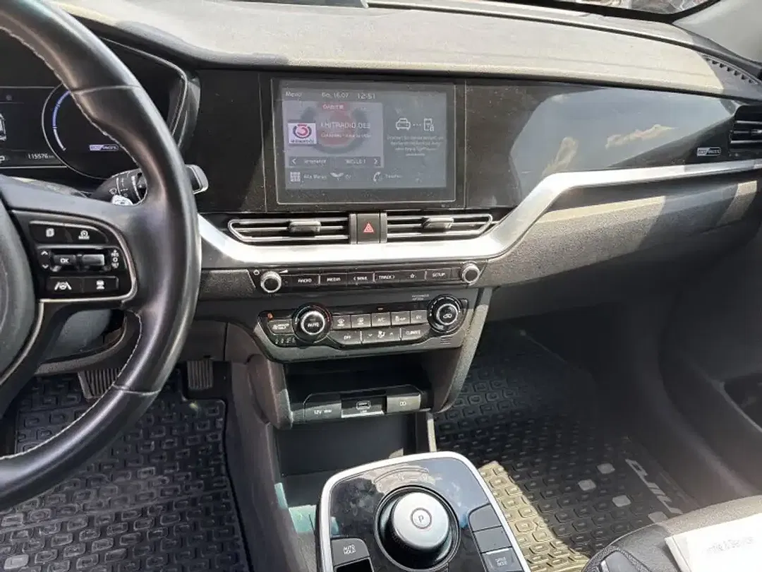 Kia e-Niro 64 kWh EV - Thumbnail 9