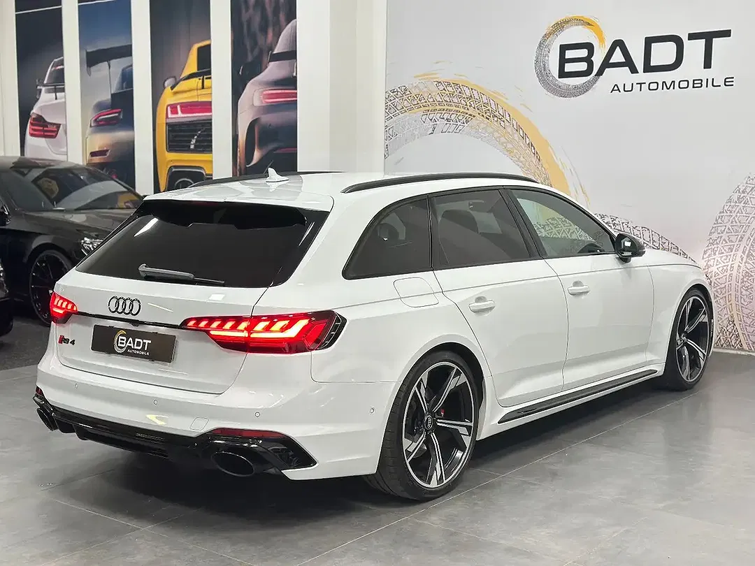 Audi RS4 2.9 TFSI quattro RS Avant - Thumbnail 12