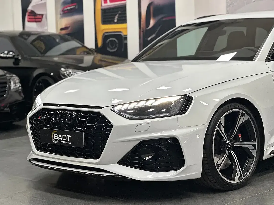 Audi RS4 2.9 TFSI quattro RS Avant - Thumbnail 6