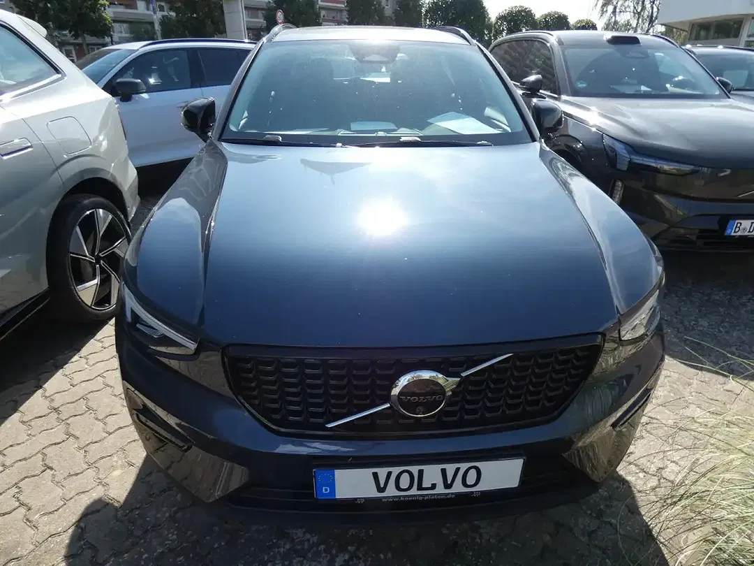 Volvo XC40 B3 Ultra Dark - Thumbnail 12