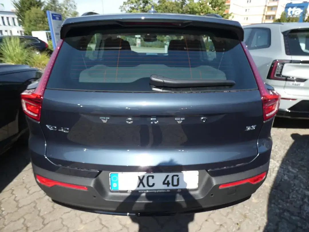 Volvo XC40 B3 Ultra Dark - Thumbnail 13