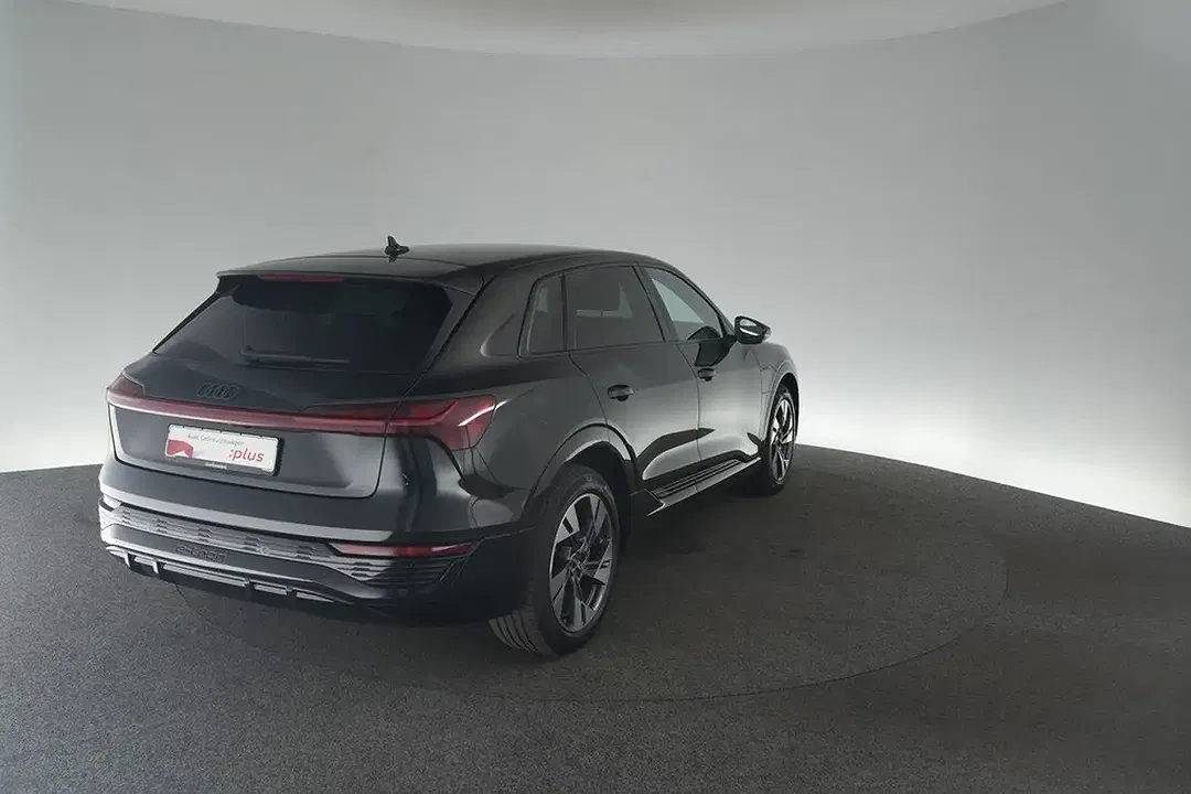Audi Q8 e-tron 55 quattro S line - foto 2