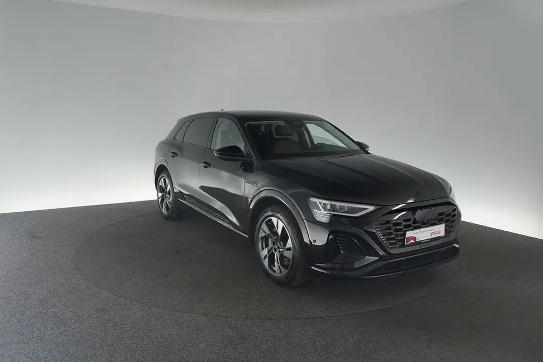 Audi Q8 e-tron 55 quattro S line - Thumbnail 7