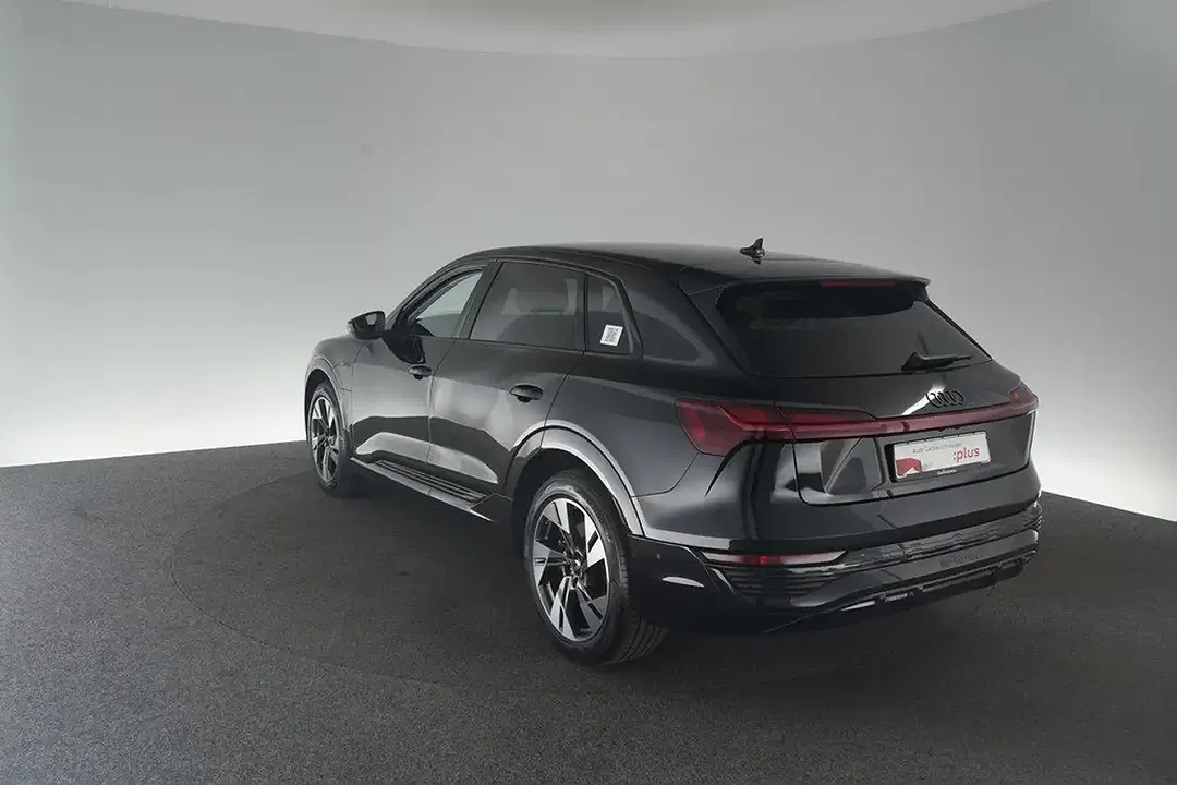 Audi Q8 e-tron 55 quattro S line - Thumbnail 8
