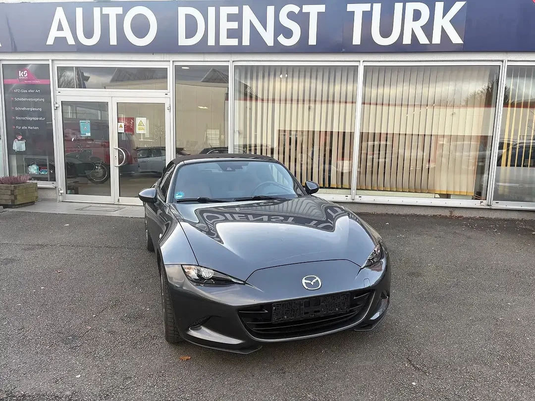 Mazda MX-5 Kazari - Afbeelding 1