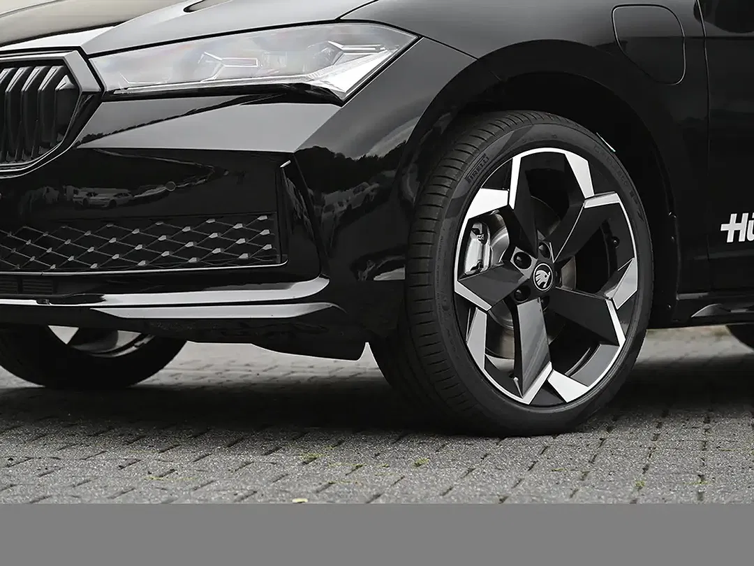 Skoda Superb 1.5 iV Combi Sportline - Thumbnail 7