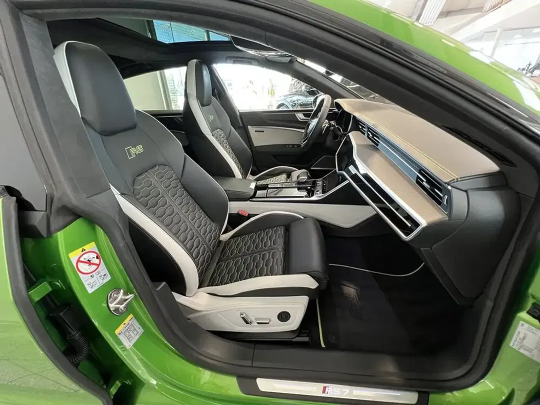 Audi RS7 4.0 TFSI quattro - Thumbnail 5
