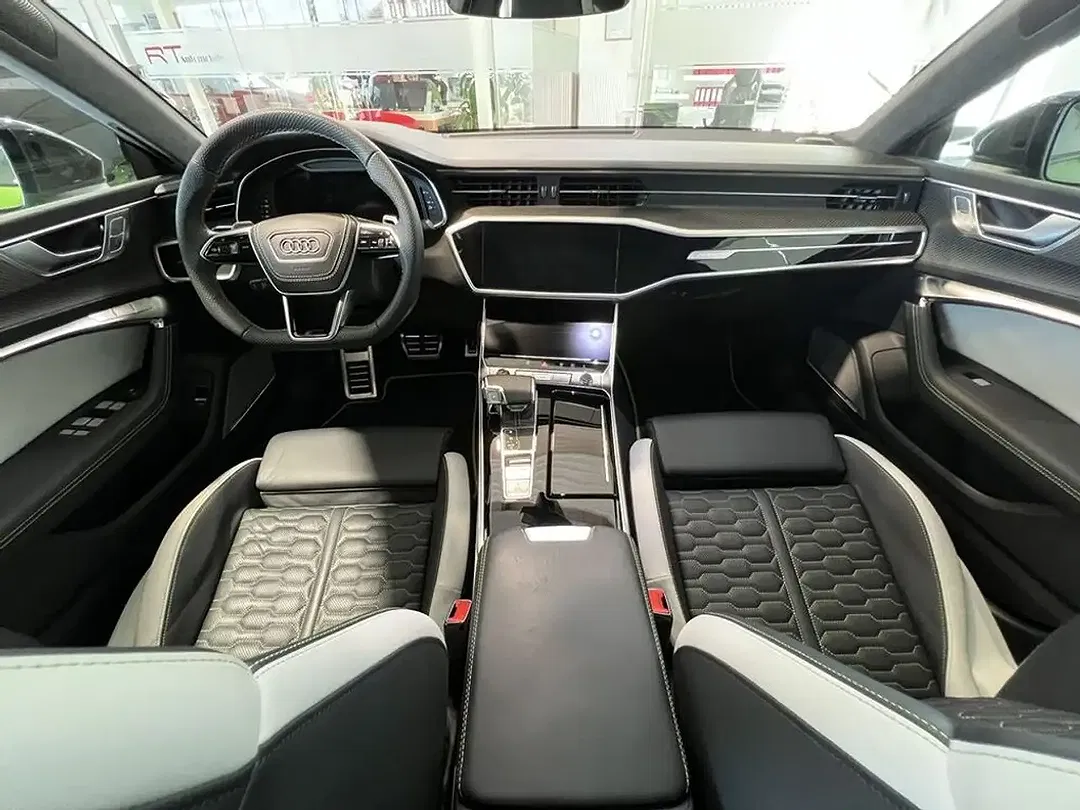 Audi RS7 4.0 TFSI quattro - Thumbnail 8
