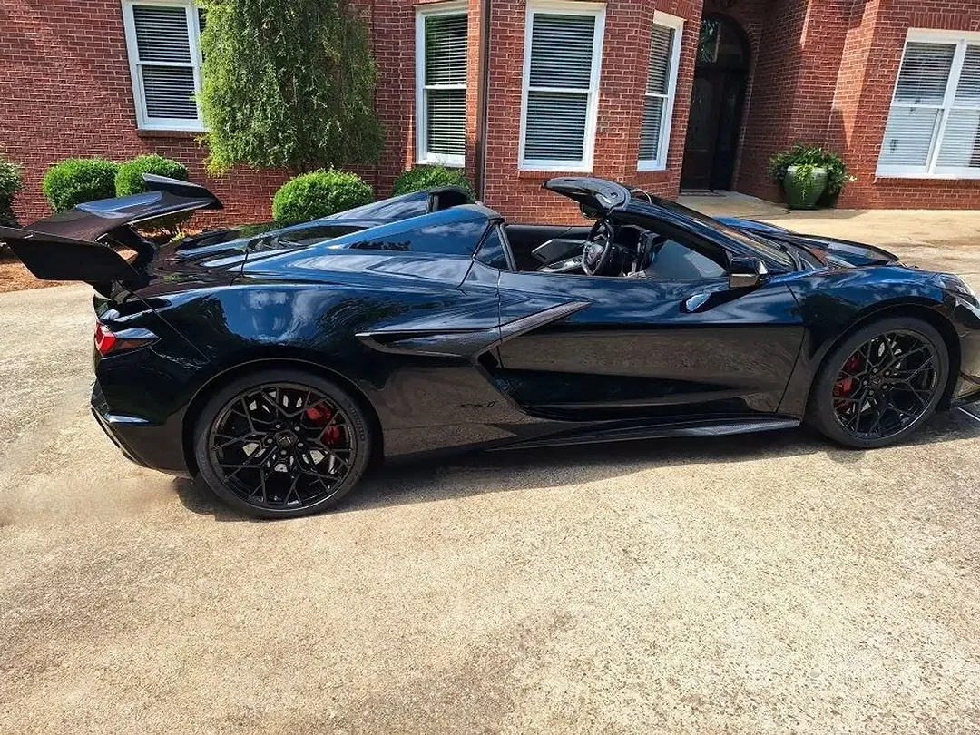 Corvette ZR1 Convertible 3LT - Thumbnail 4