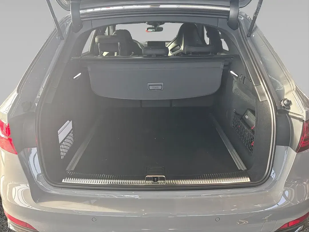 Audi RS4 25 Matrix LED Avant Edition - Thumbnail 13