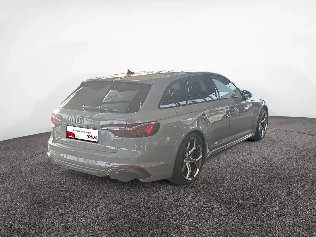 Audi RS4 25 Matrix LED Avant Edition - Thumbnail 4