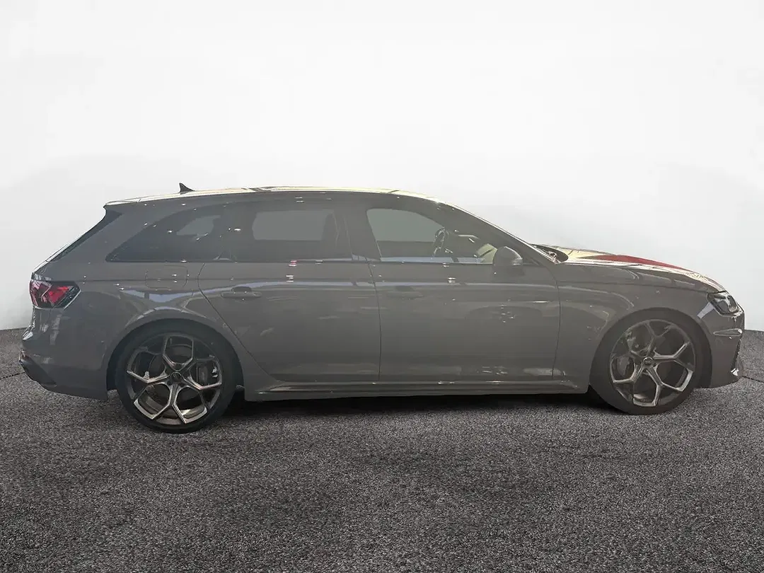 Audi RS4 25 Matrix LED Avant Edition - Thumbnail 5