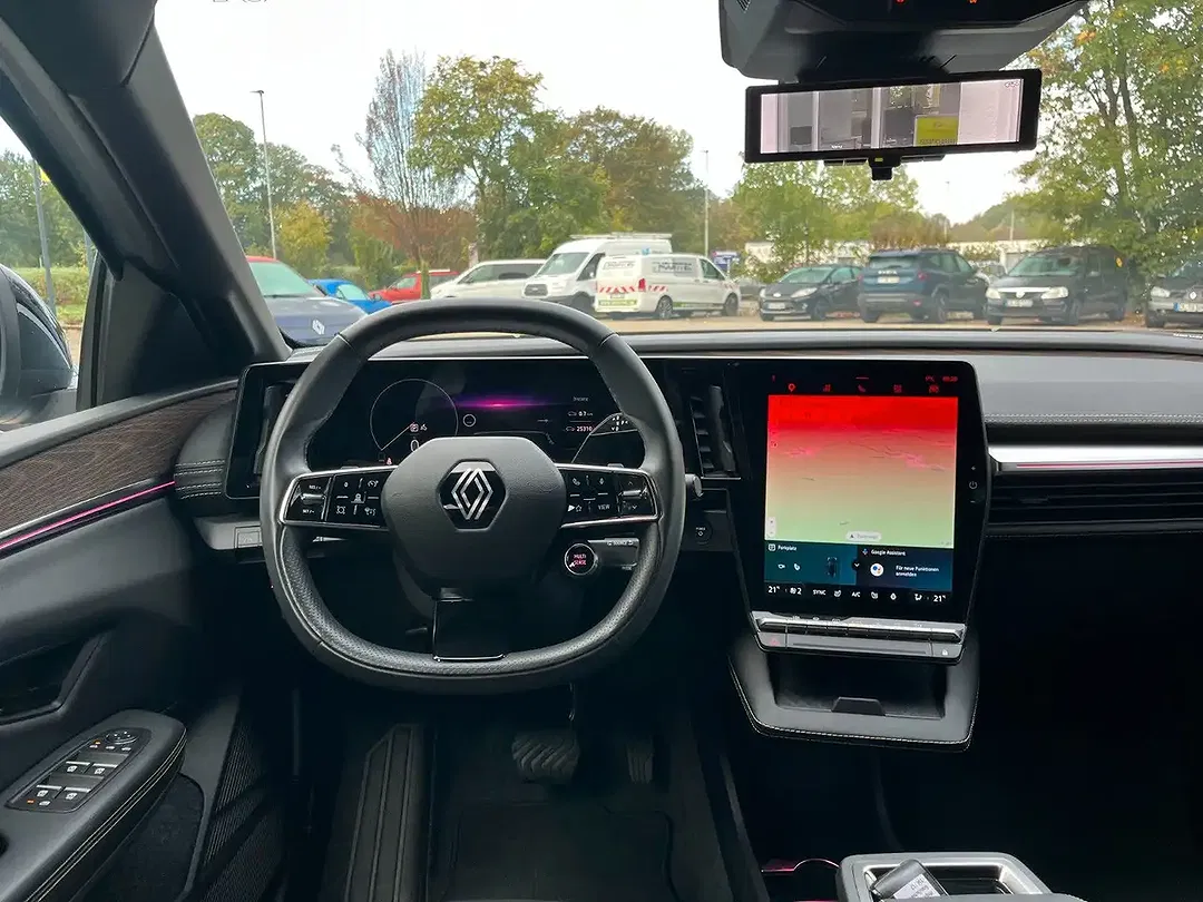 Renault Megane E-Tech Iconic - Thumbnail 12