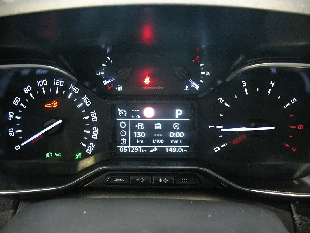 Citroen C3 PureTech EAT6 Shine - Thumbnail 12