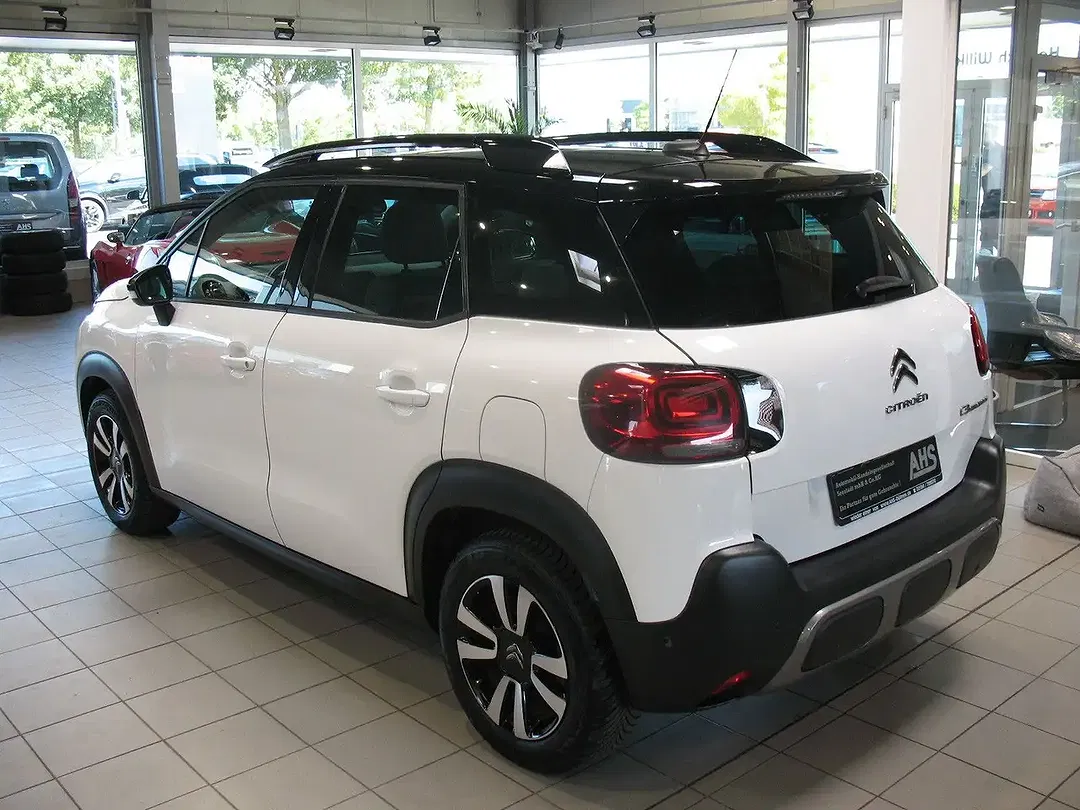 Citroen C3 PureTech EAT6 Shine - Thumbnail 4