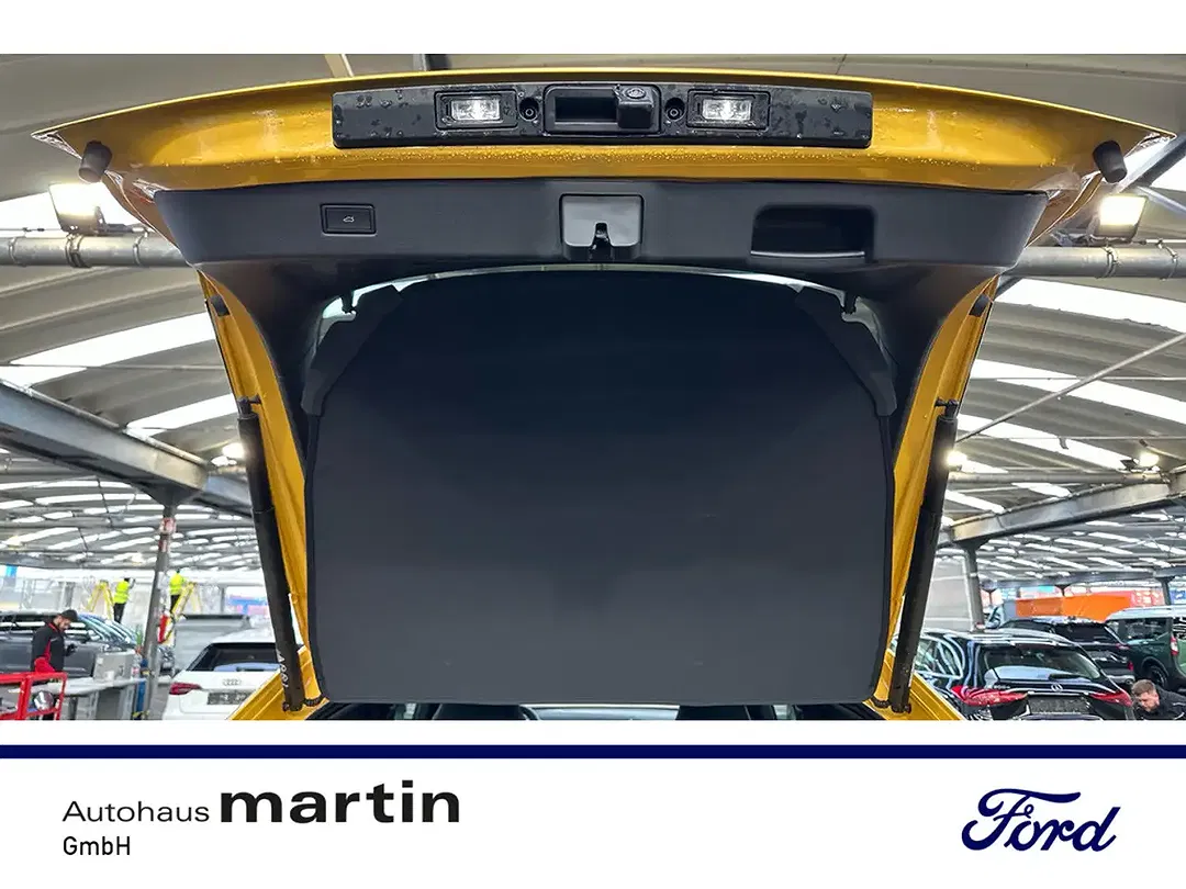 Ford Capri Extended Range 4x4 Premium - Thumbnail 11