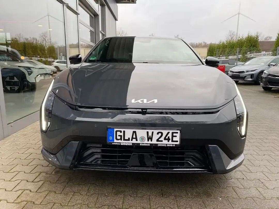 Kia EV4 GT-Line - foto 2