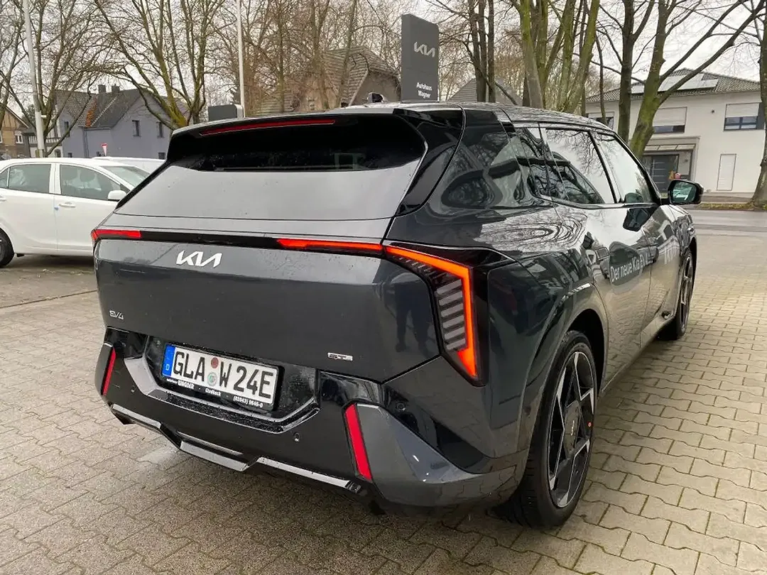 Kia EV4 GT-Line - Thumbnail 5