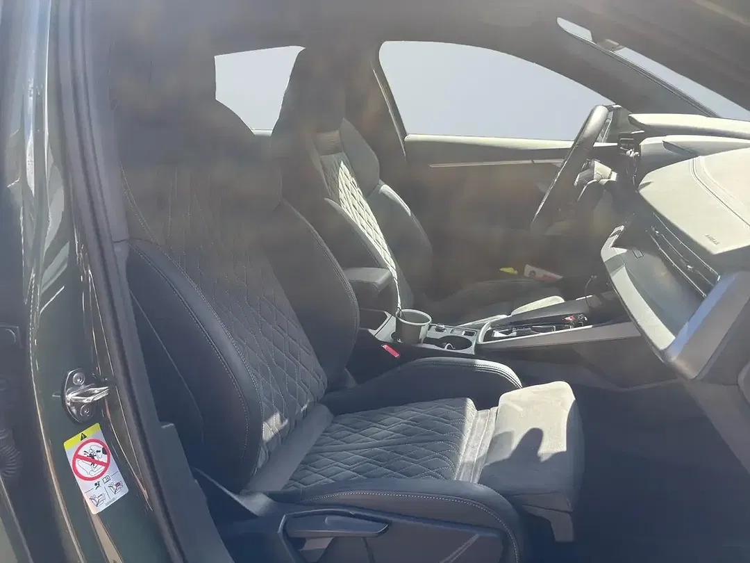 Audi S3 2.0 TFSI quattro Sportback - Thumbnail 11