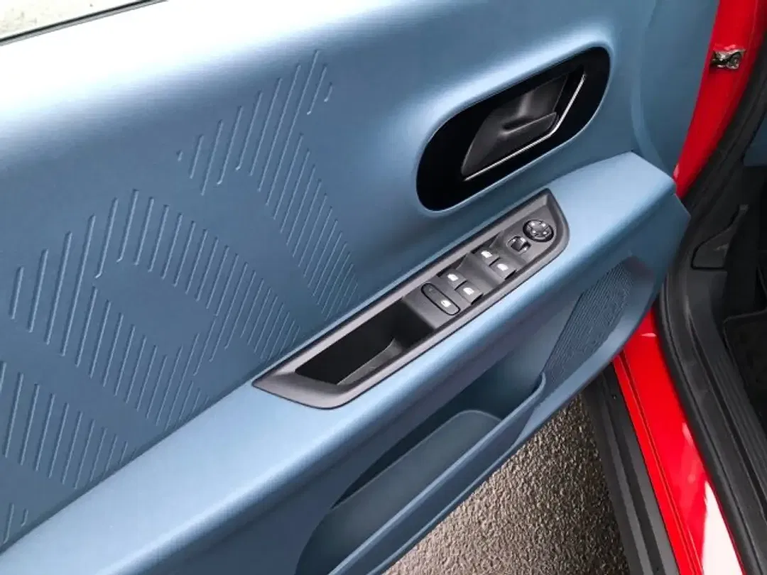 Fiat Grande Panda 1.2 MHEV Icon - Thumbnail 6