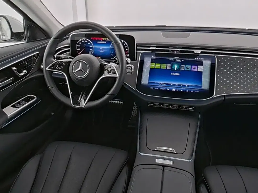 Mercedes-Benz E 300 4MATIC All-Terrain - Thumbnail 5