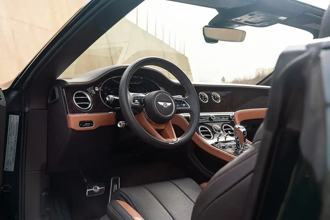 Bentley Continental GTC 4.0 4.0 V8 Mulliner - Thumbnail 10