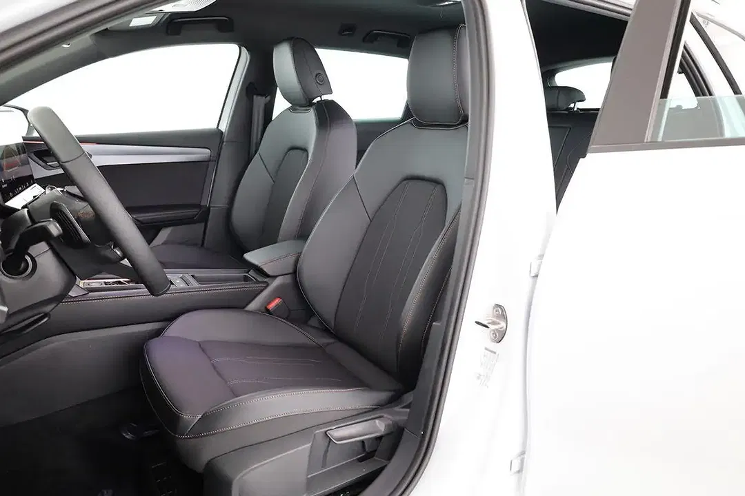 CUPRA Leon 1.5 eTSI DSG Sportstourer - Thumbnail 9
